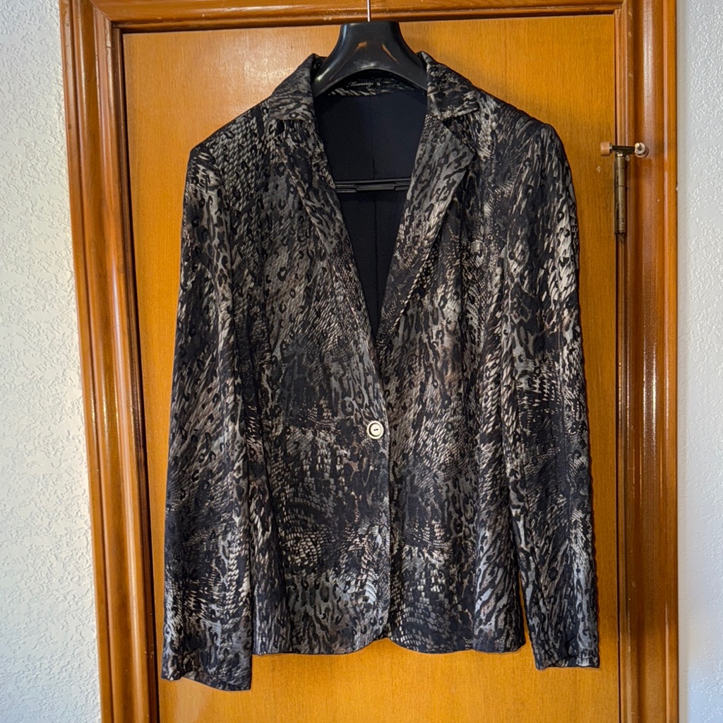 Mesmerize Black Patterned Jacket
